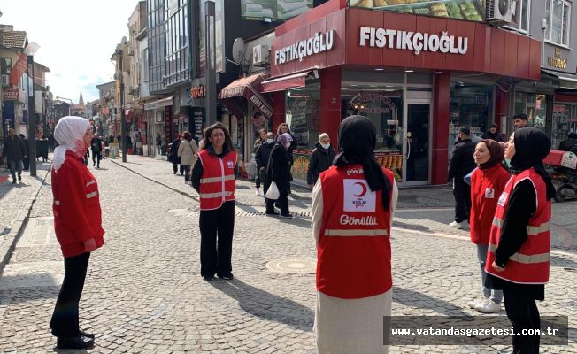 KIZILAY GÖNÜLLÜLERİ, KADINLARA ANLAMLI ETKİNLİK