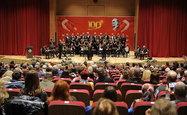 EDİRNE BELEDİYESİ TÜRK SANAT MÜZİĞİ KOROSU'NDAN 100. YIL KONSERİ