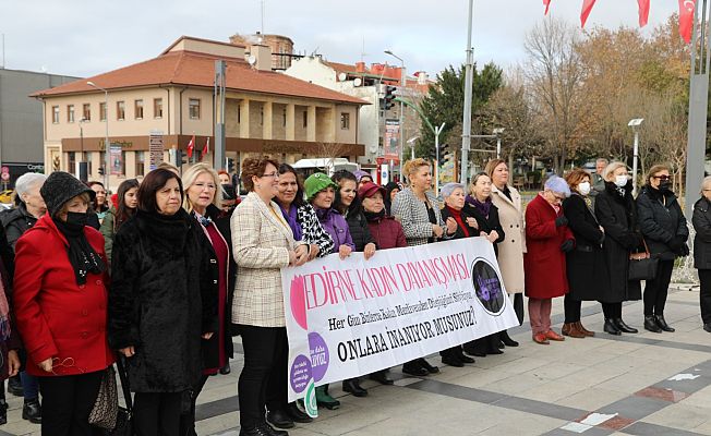 “MİLLET OLARAK ATATÜRK’E ÇOK ŞEY BORÇLUYUZ”