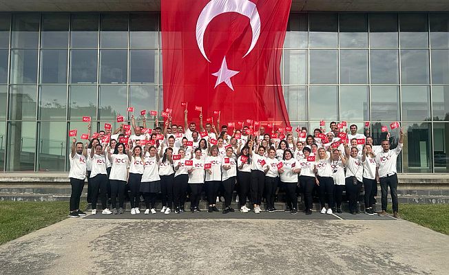 TÜM ÇALIŞANLARINA 100'ÜNCÜ YIL TİŞÖRTÜ