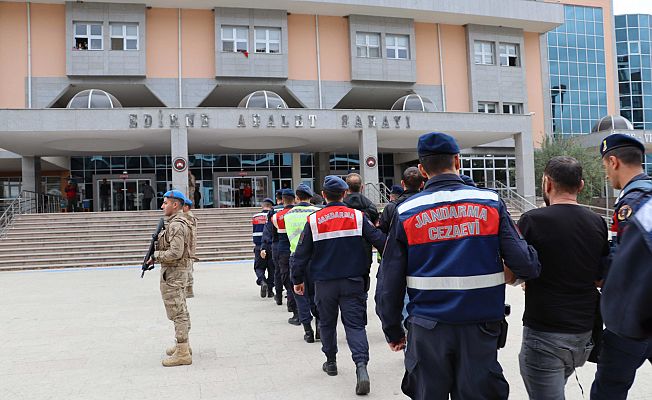 3 SİLAHLI TERÖR ÖRGÜTÜ ÜYESİ YAKALANDI