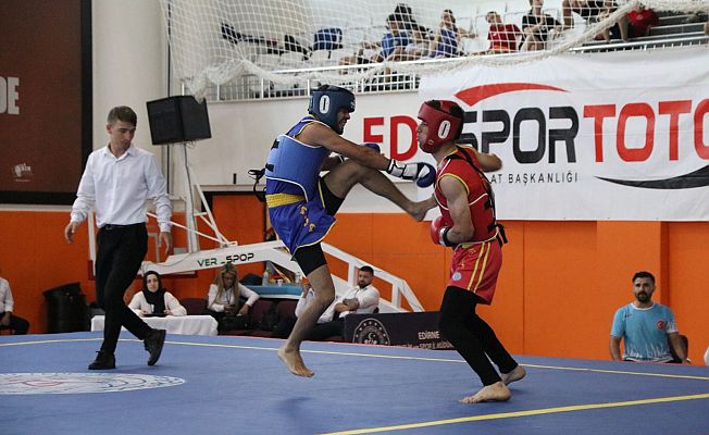 WUSHU KUNG FU ŞAMPİYONASI SONA ERDİ