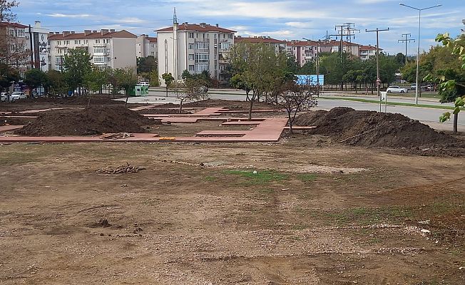 15 TEMMUZ PARKI YENİLENİYOR