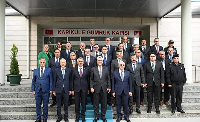 BAKAN BOLAT KAPIKULE'DE İNCELEME YAPTI