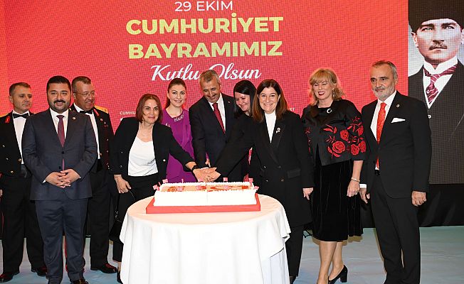 29 EKİM RESEPSİYONU DÜZENLENDİ